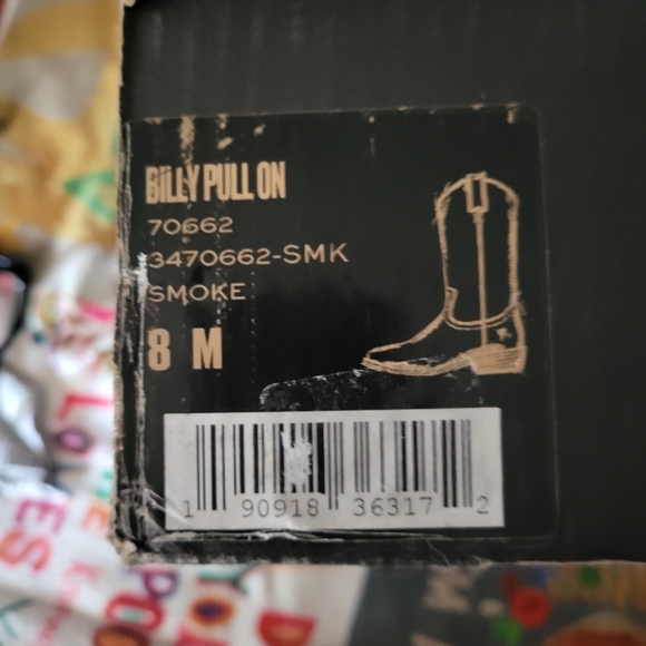 Frye Billy Pull-on Boots, Size 8 - Picture 8 of 11